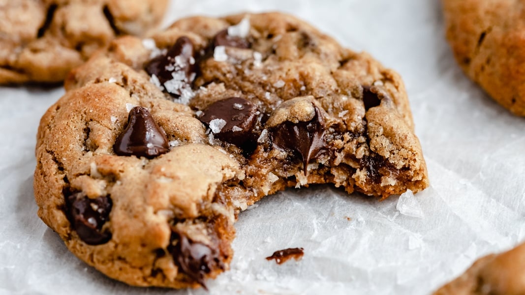 Healthy Peanut Butter Oatmeal Cookies