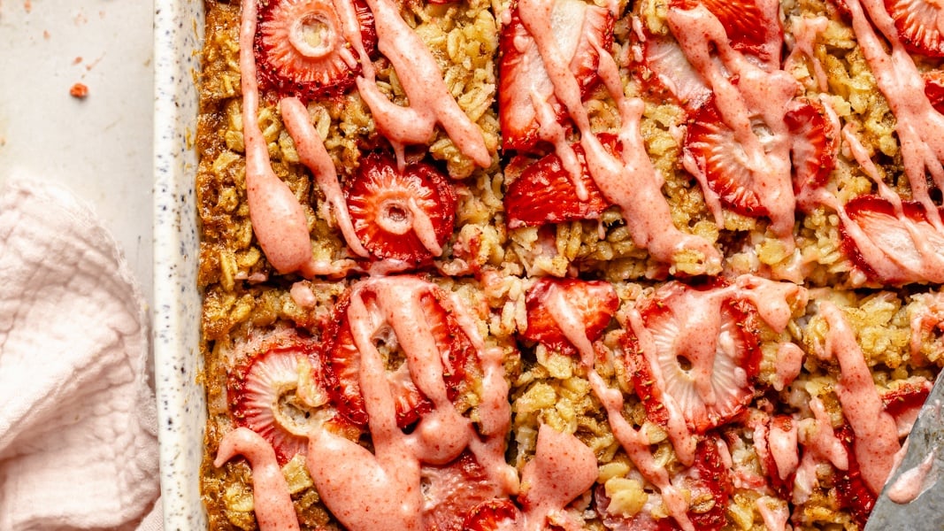Brown Butter Strawberry Baked Oatmeal